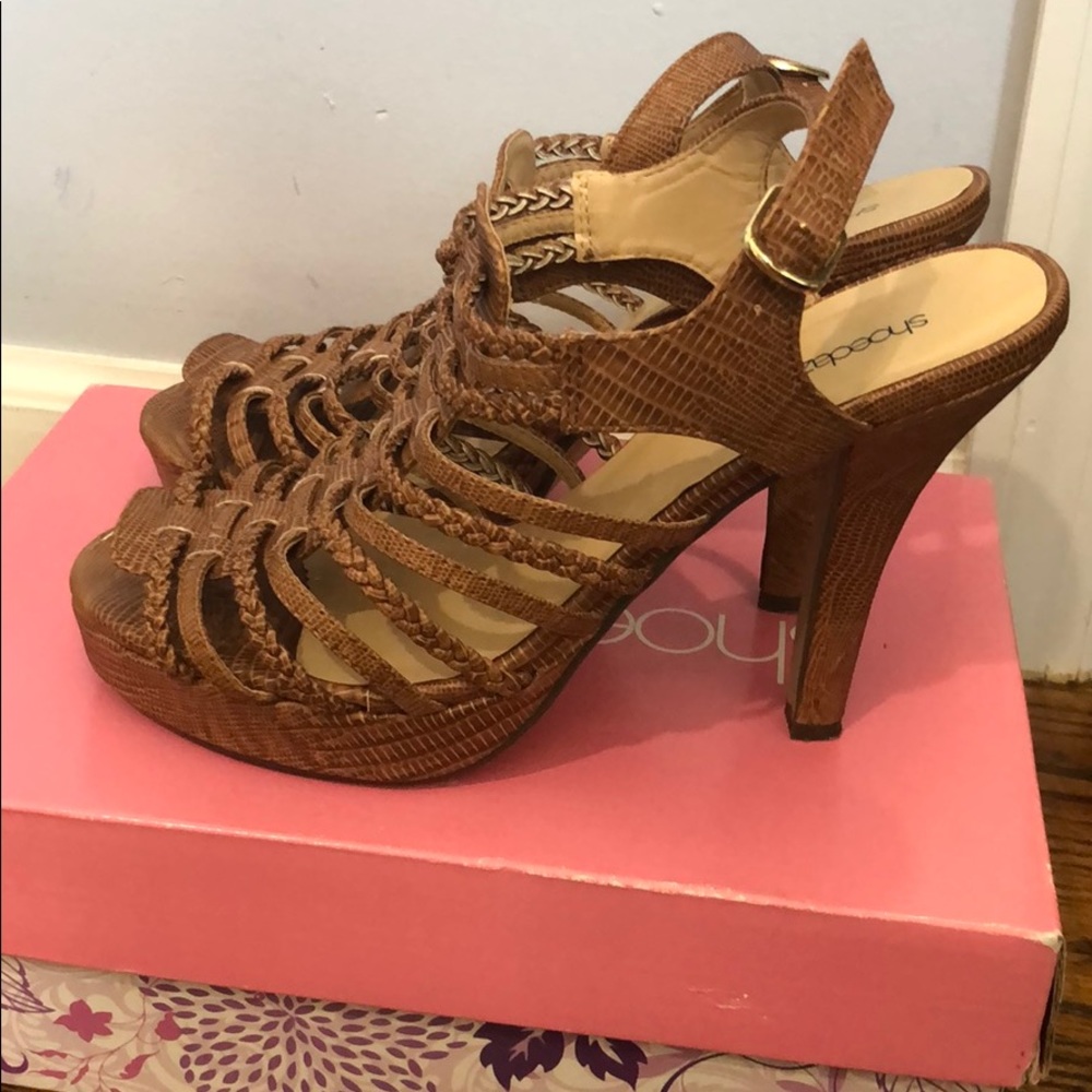 Shoedazzle Platform sling back sandals.